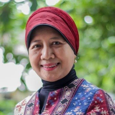 Dr. Diah Ayu Puspandari, Apt., MBA., M.Kes